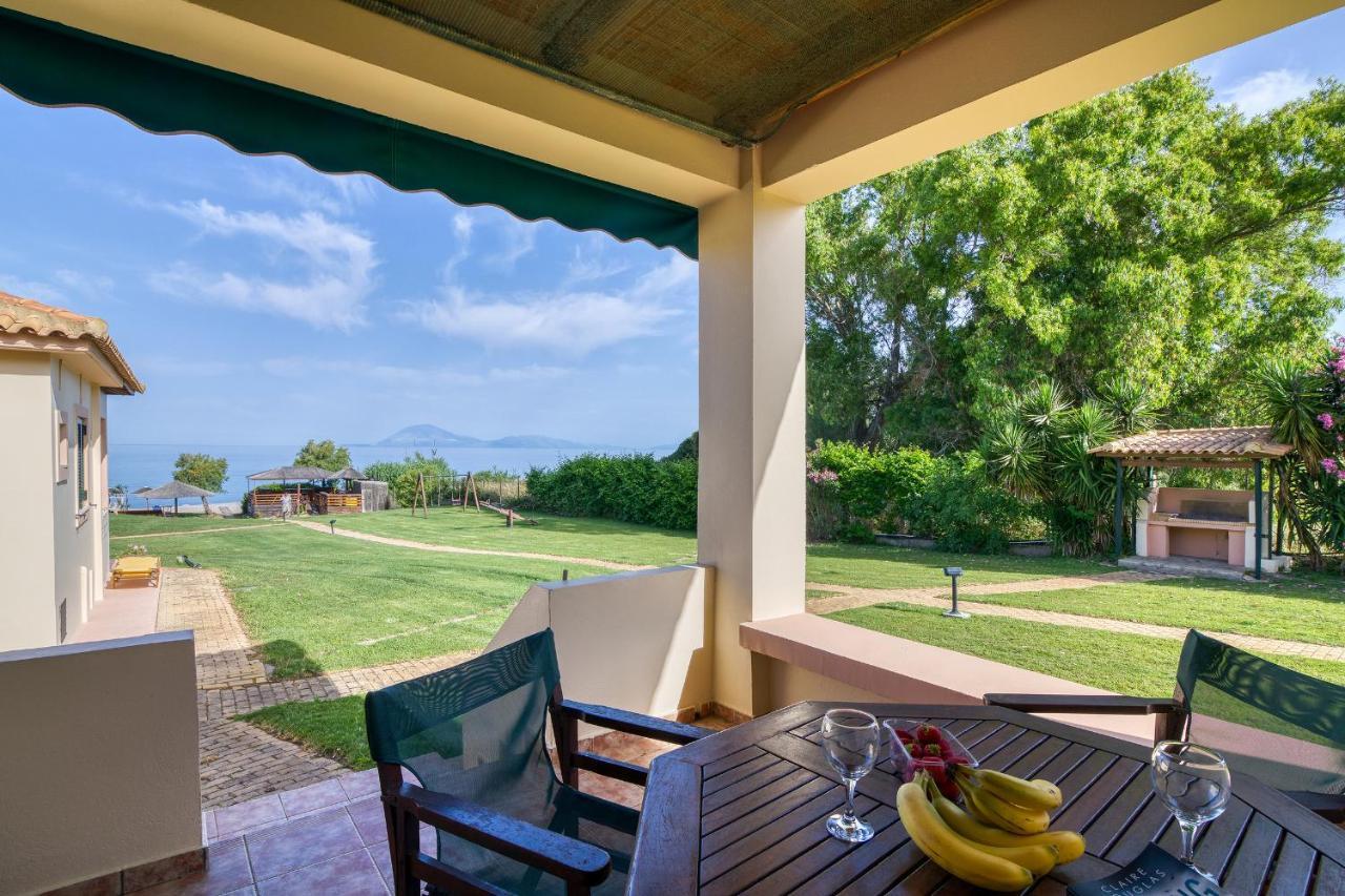 Analipsi Beach Front Villas Kástro Tornéze Exteriör bild