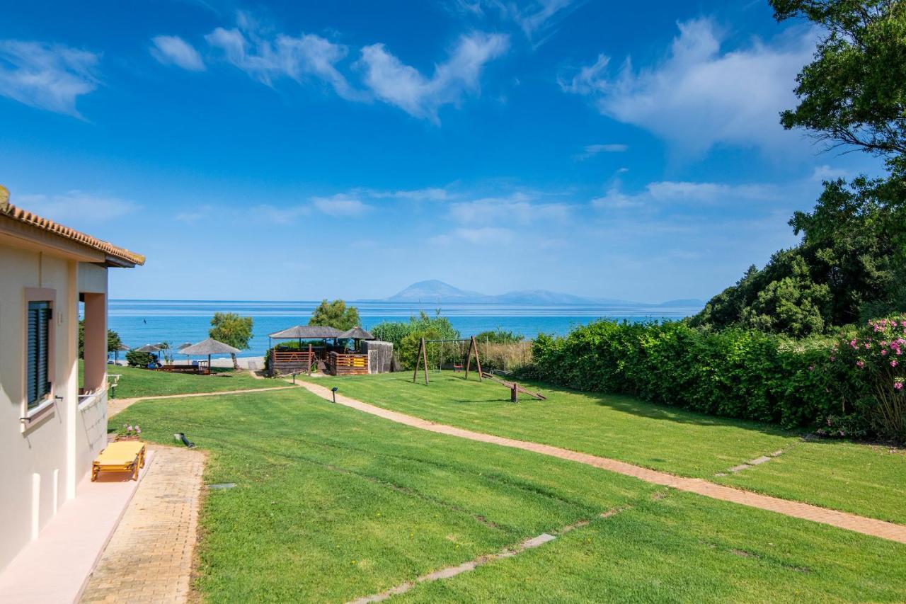 Analipsi Beach Front Villas Kástro Tornéze Exteriör bild